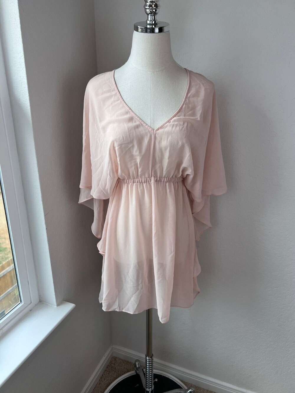 Vintage Y2K Bebe Light Pink Sheer Vneck Flowy Mini Dress Fairycore size Small